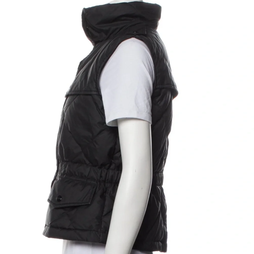 Burberry Black Quilted Vest - Picture 2 of 6